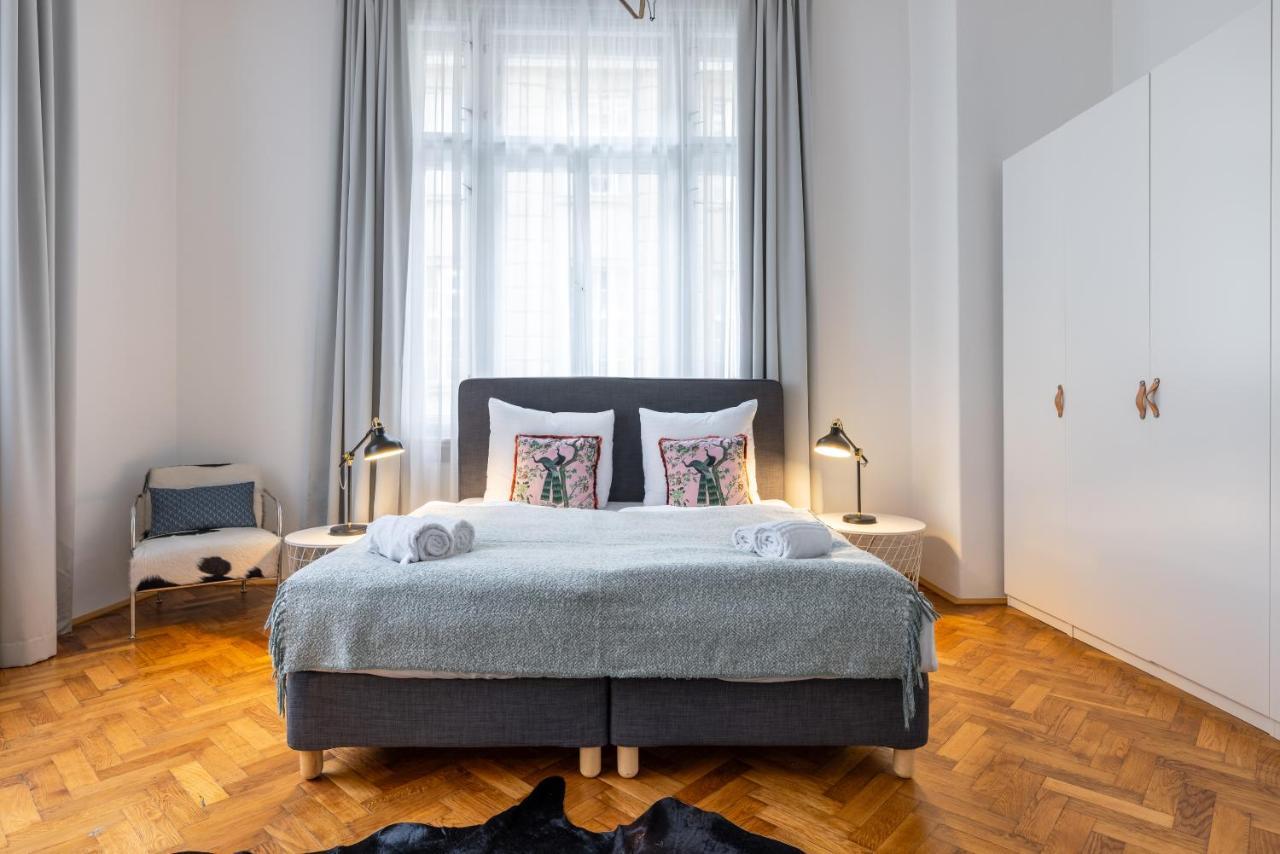 Charming 1 Bedroom Apartment In The City Center Of Prague Exterior photo